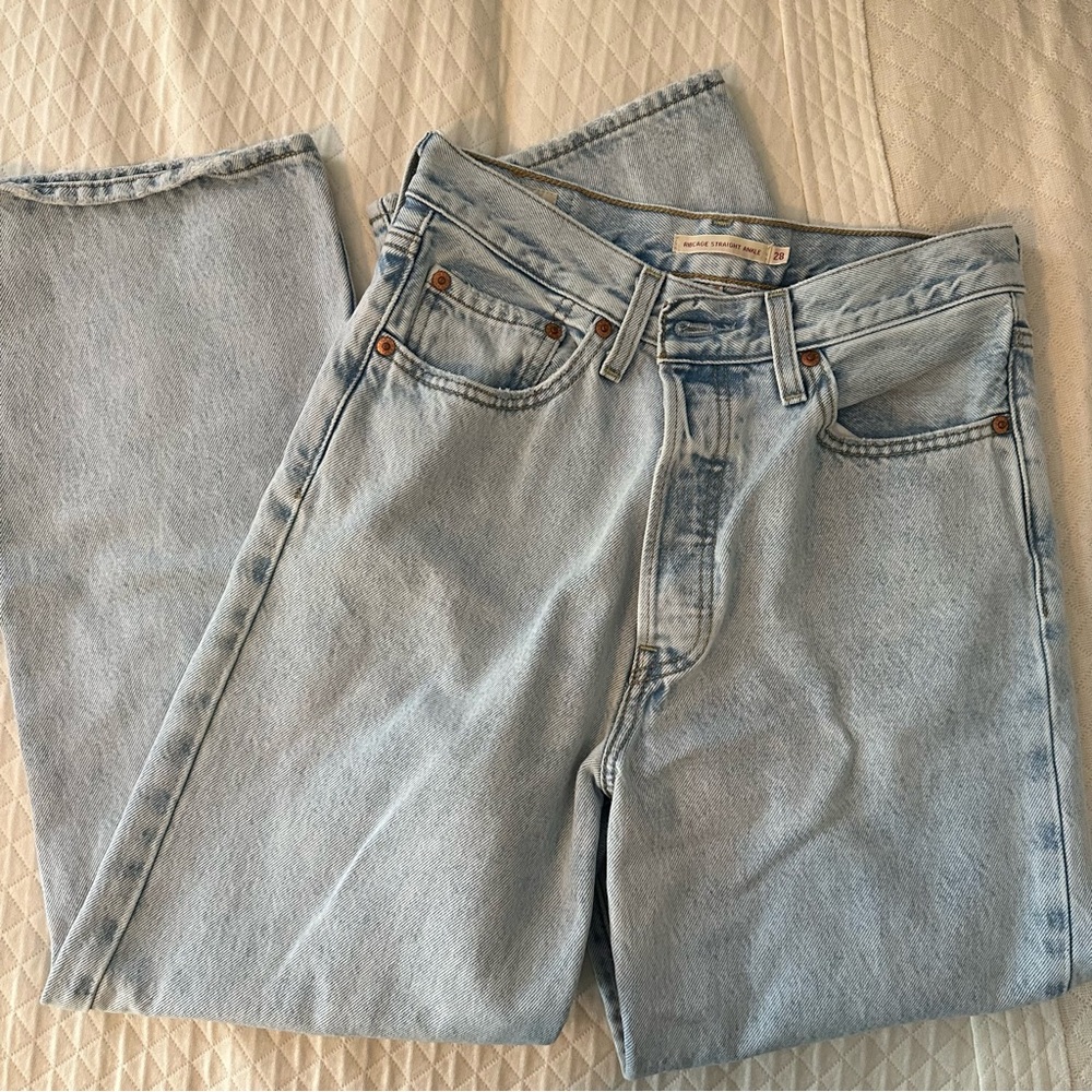 Light Blue Ribcage Straight Ankle Jeans